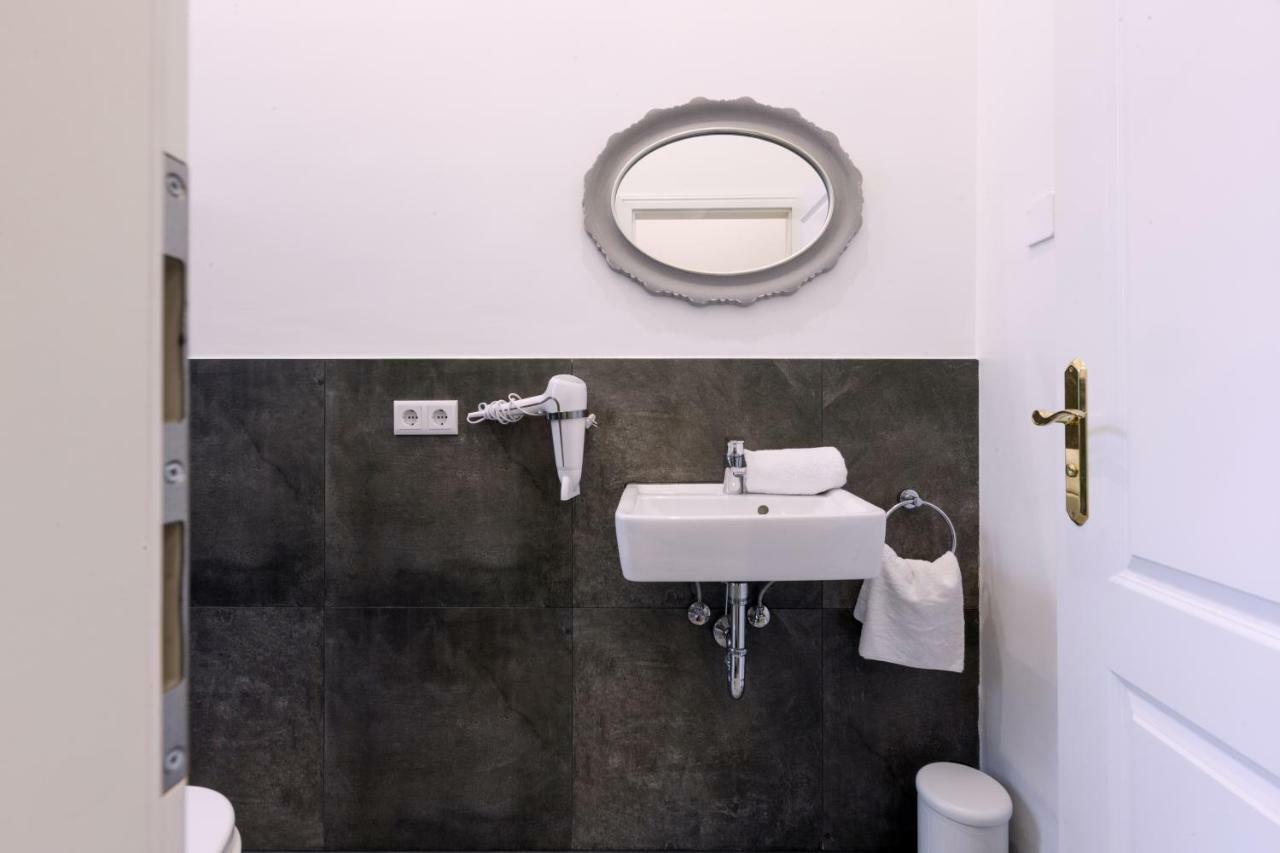 Apartment Hevals Schloss Berlin